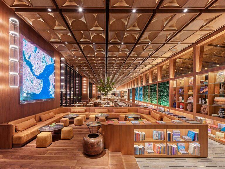 Biz Istanbul - AKM Terrace Restaurant by Tabanlioglu Architects © Fevzi Ondu
